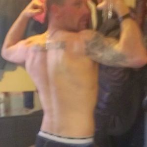 Meet your Posher, Wayne